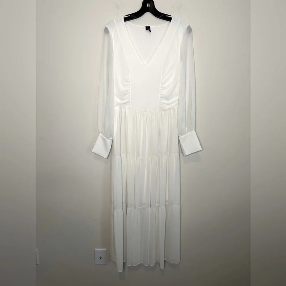 Vero Moda Cream Tiered Maxi Dress Size Small
